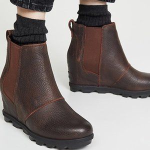 Arctic Wedge Ii Chelsea Boots Burro 